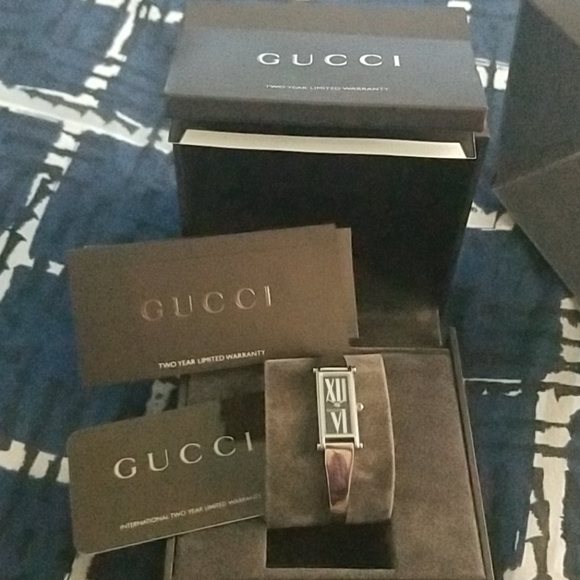 Gucci watch - Picture 4 of 8